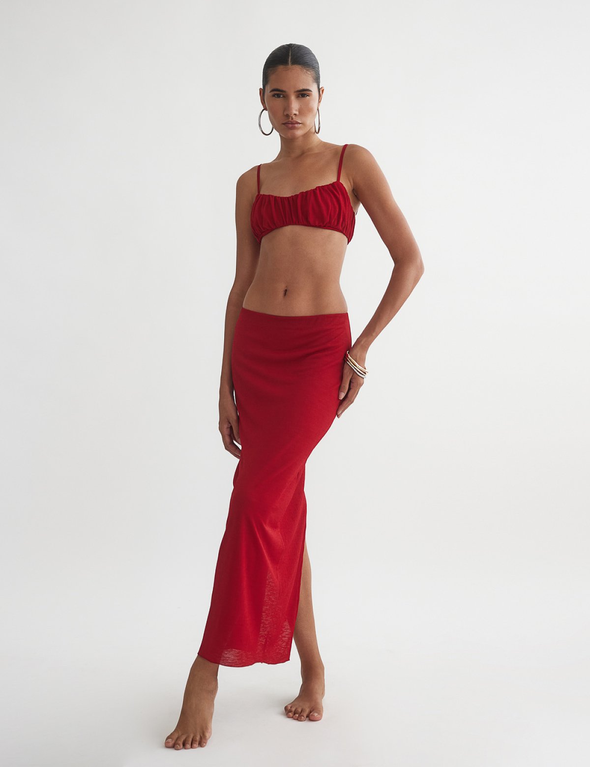 Ανάγλυφο σετ φούστα midi και τοπ με σούρες-10