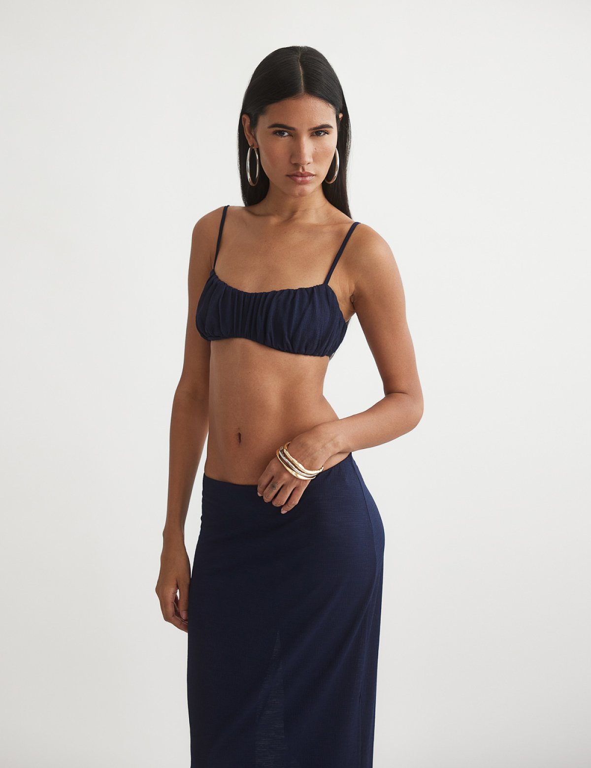 Ανάγλυφο σετ φούστα midi και τοπ με σούρες-3