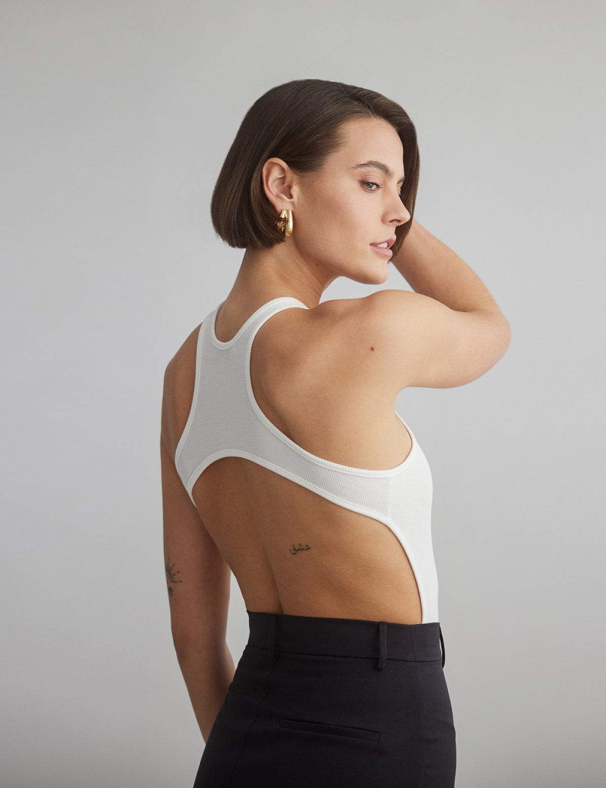 Cut-out back sleeveless ribbed bodysuit-13