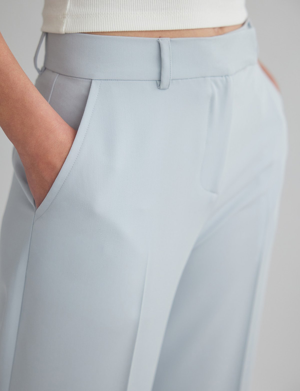 Γυναικείο υφασμάτινο ίσιο ριχτό παντελόνι με τσάκιση