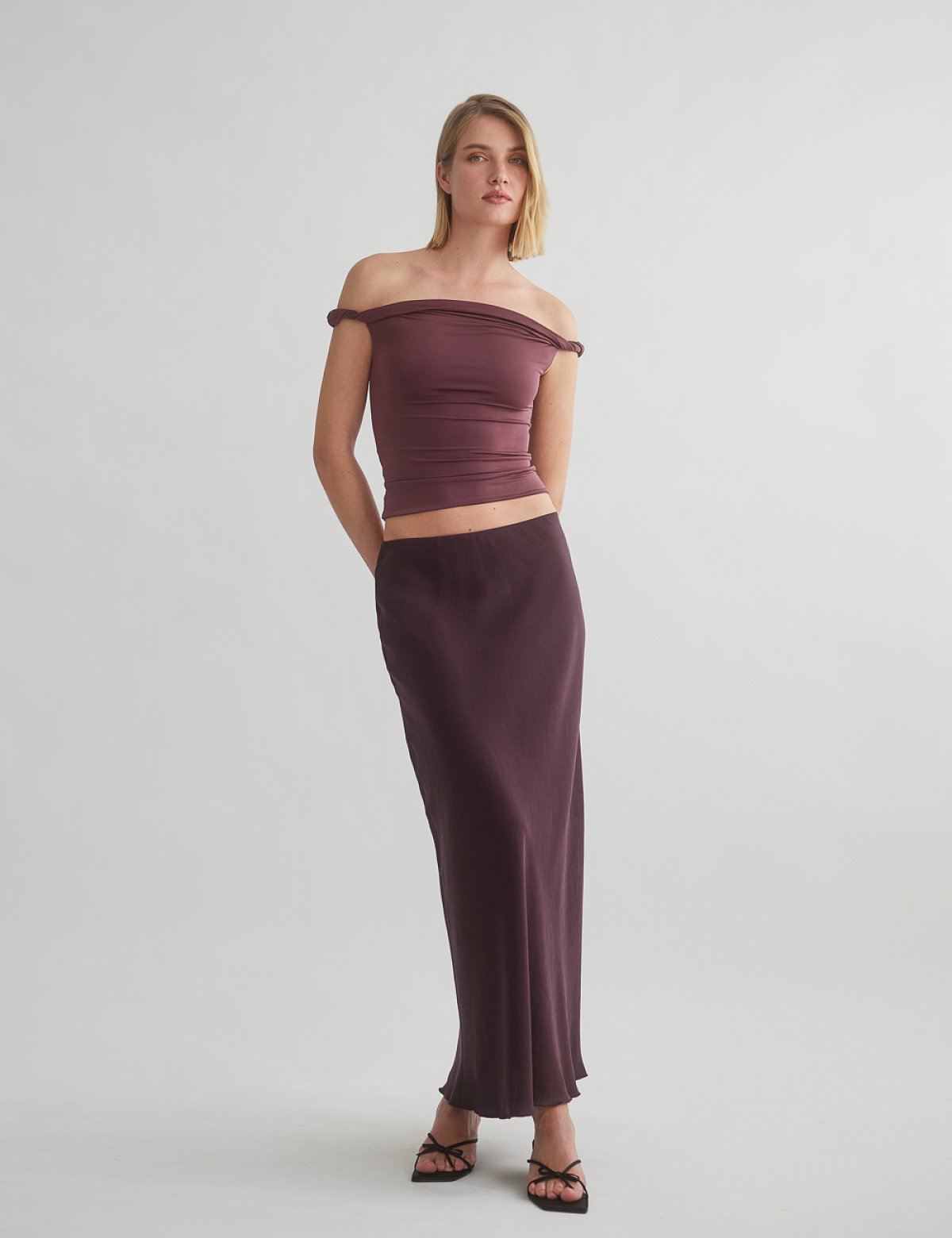 Midi textured skirt-12