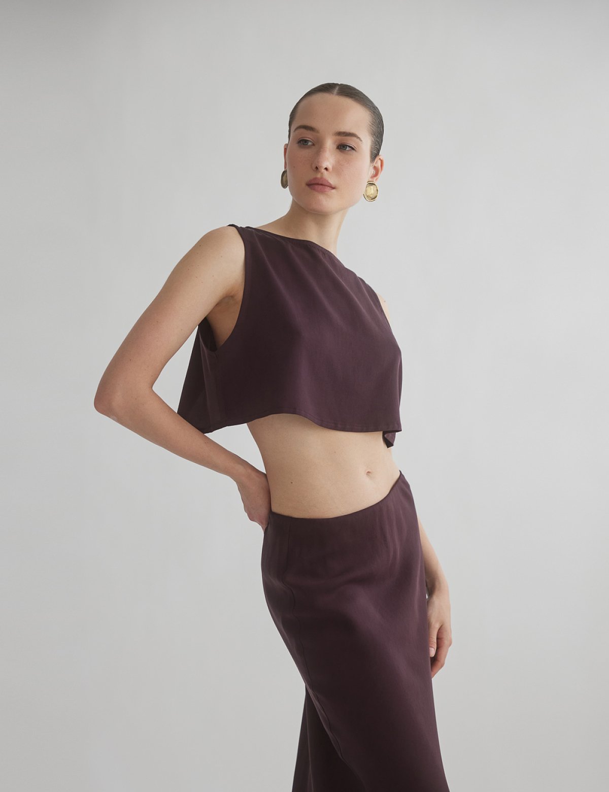 Openback sleeveless crop top-1