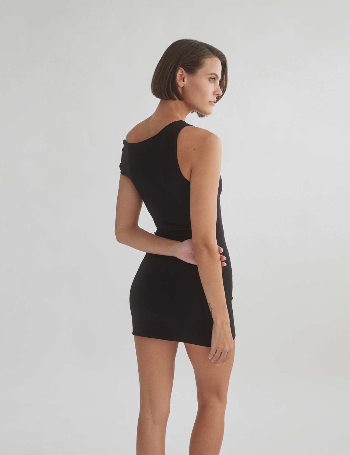 Αμάνικο μίνι φόρεμα one-shoulder-7