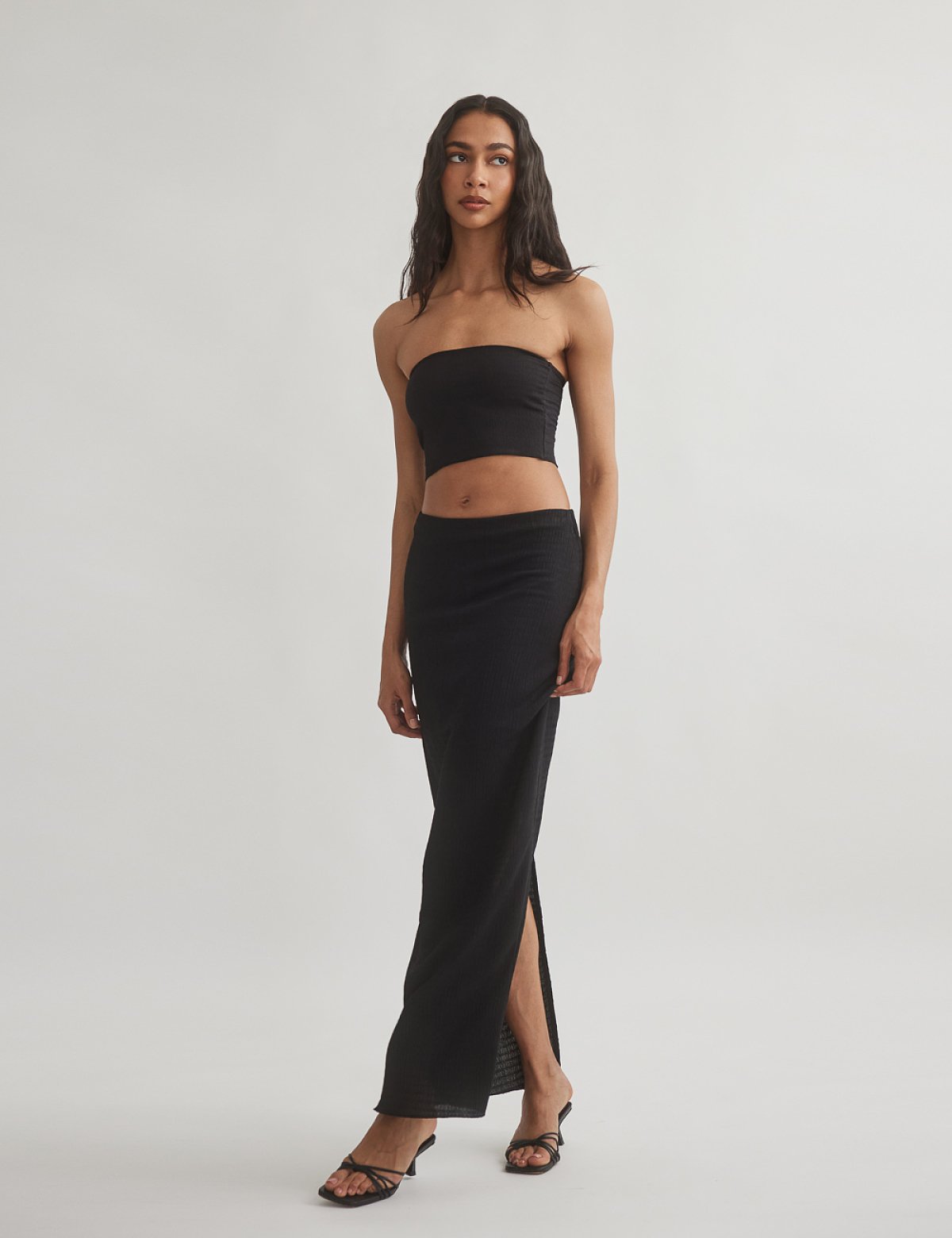 Γυναικείο σετ φούστα midi και στράπλες τοπ