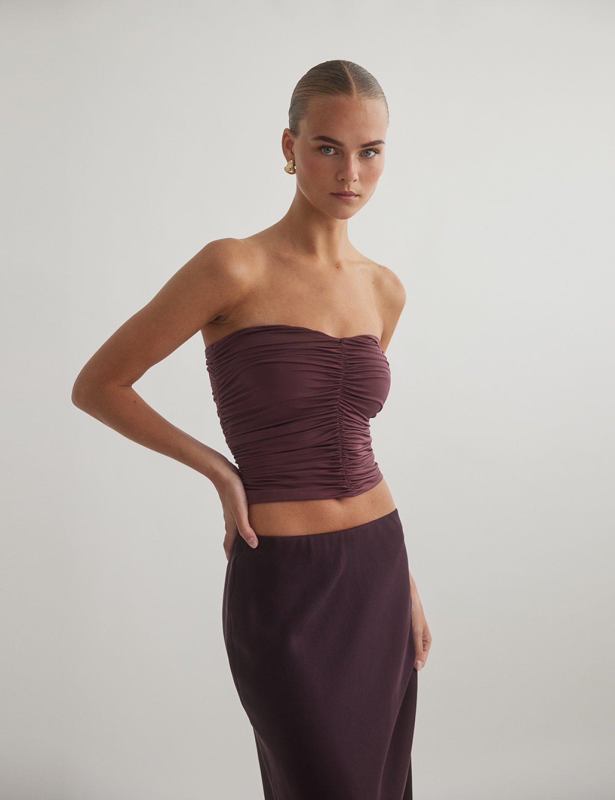 Ruched strapless top-9