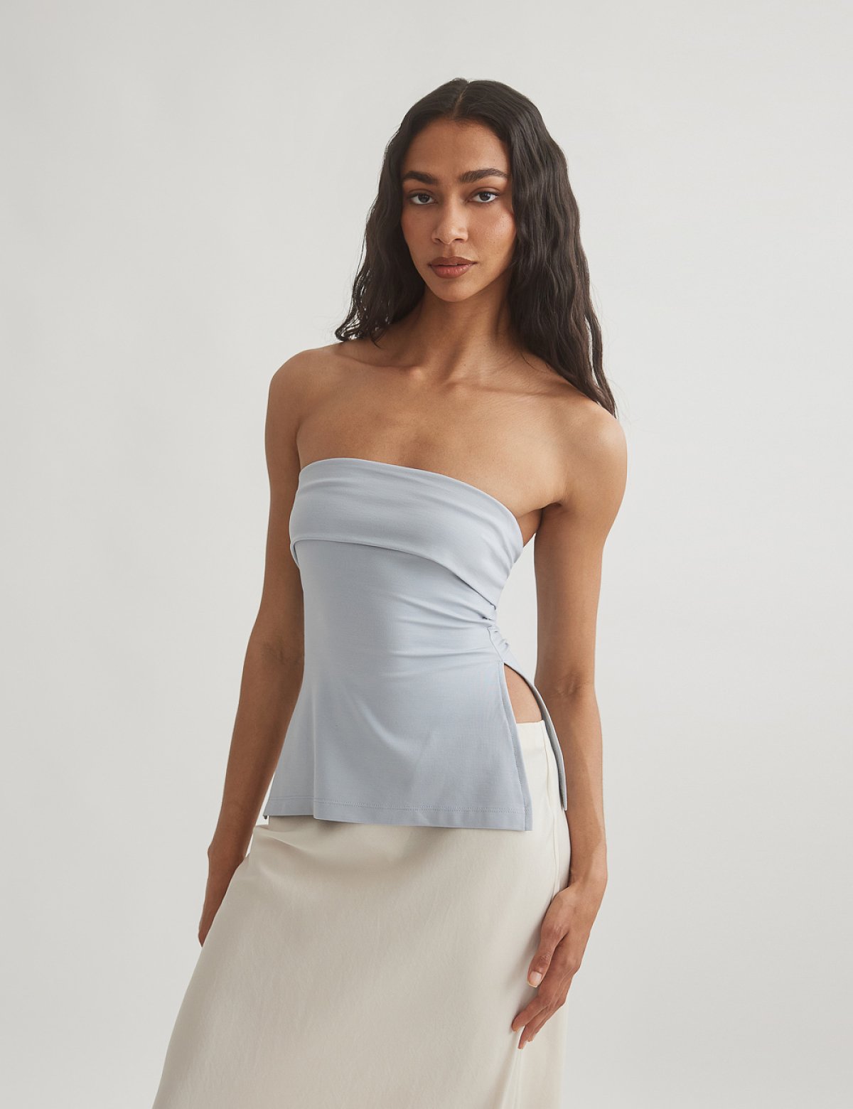 Strapless blouse with double slit-3