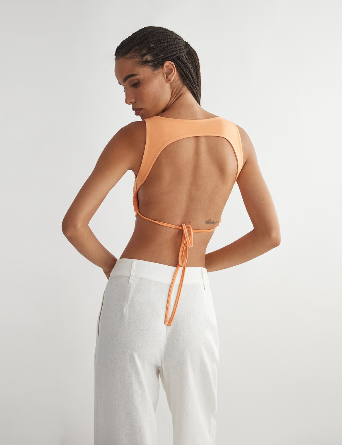 Γυναικεία αμάνικη μπλούζα bamboo με δέσιμο