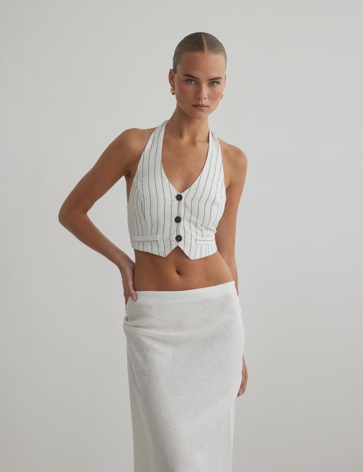 Linen cropped vest with stripes-4