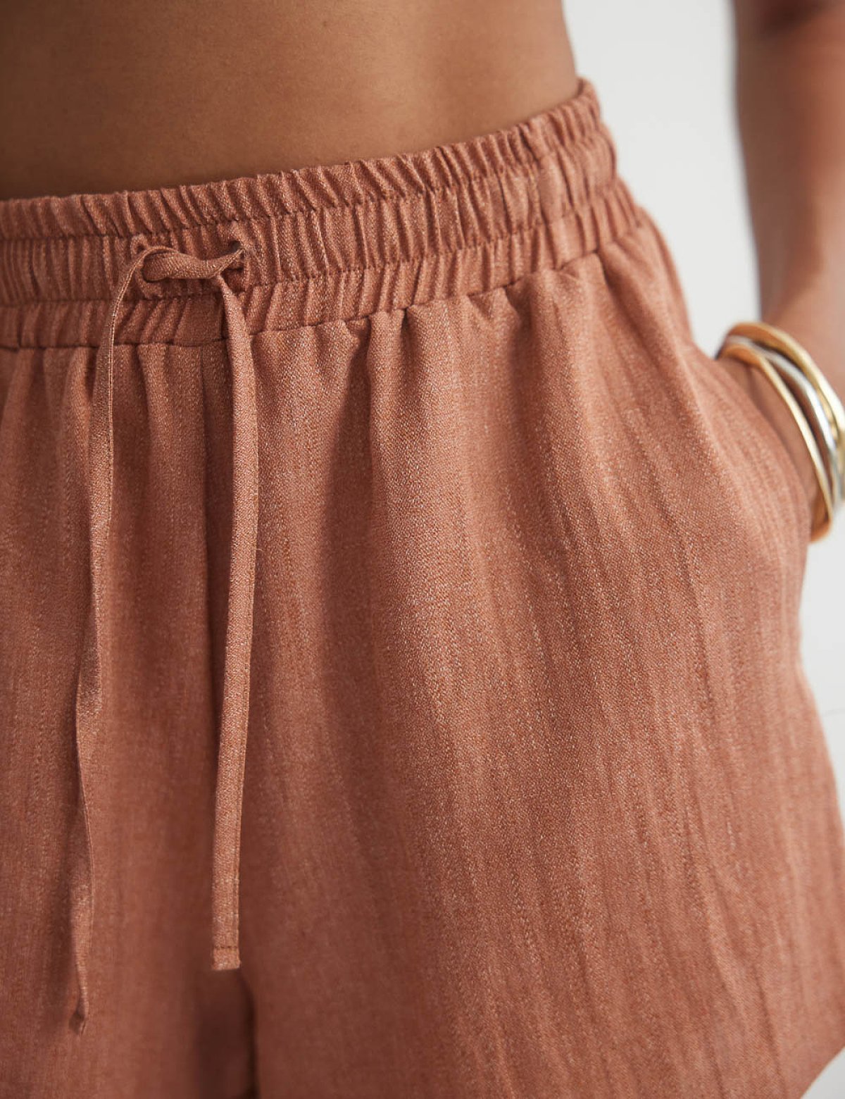 Γυναικείο σορτς με λάστιχο