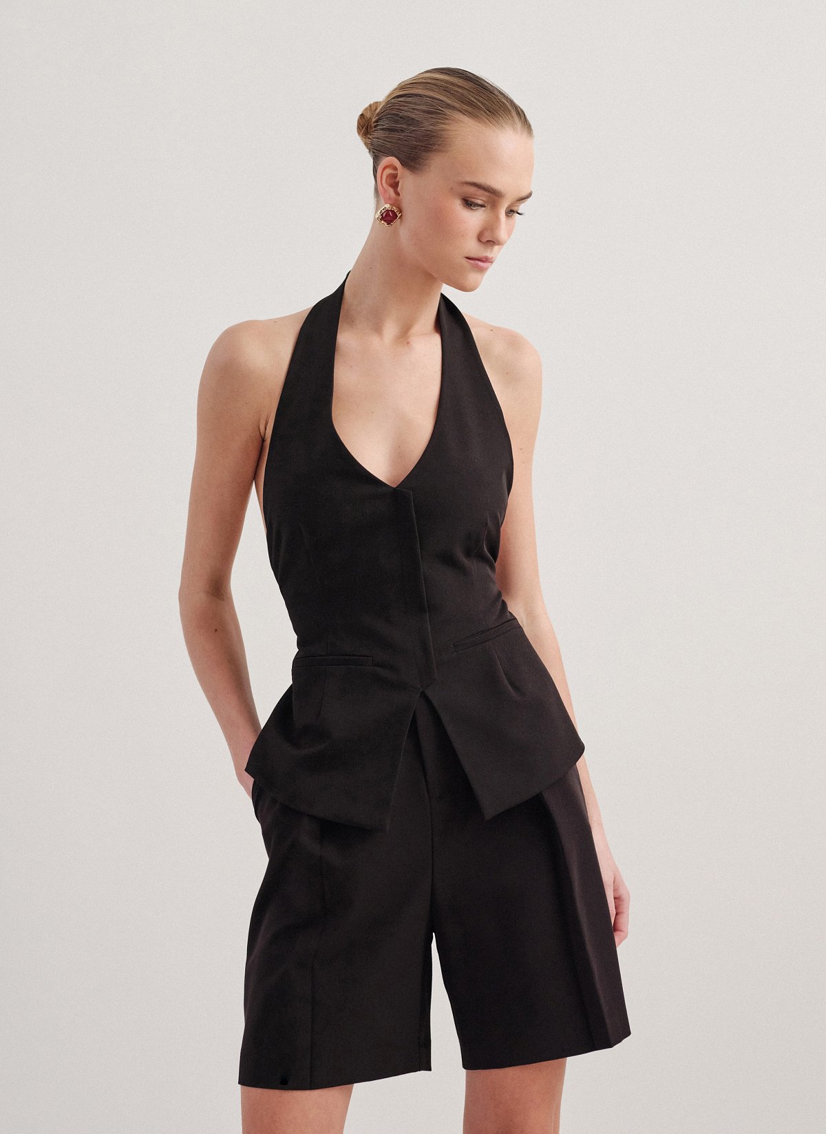 Γυναικείο υφασμάτινο γιλέκο με δέσιμο