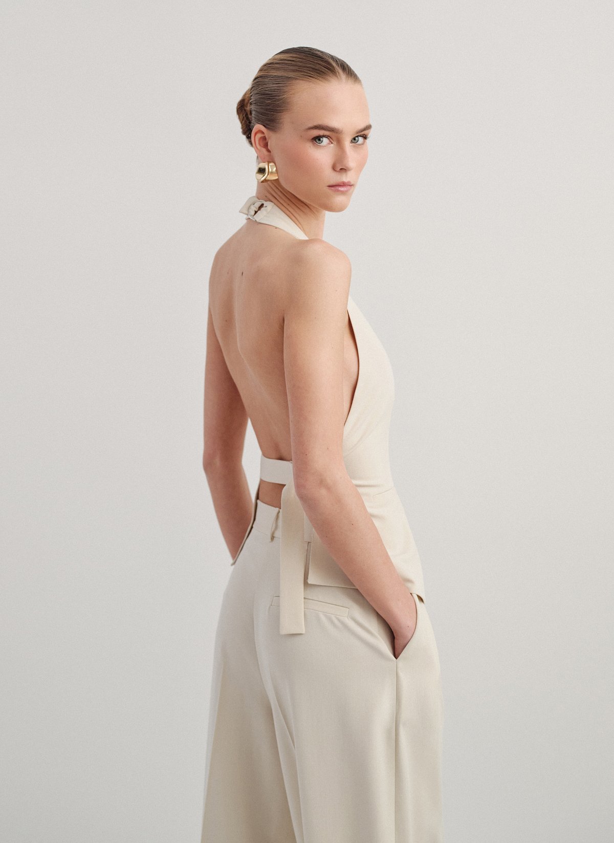 Γυναικείο υφασμάτινο γιλέκο με δέσιμο