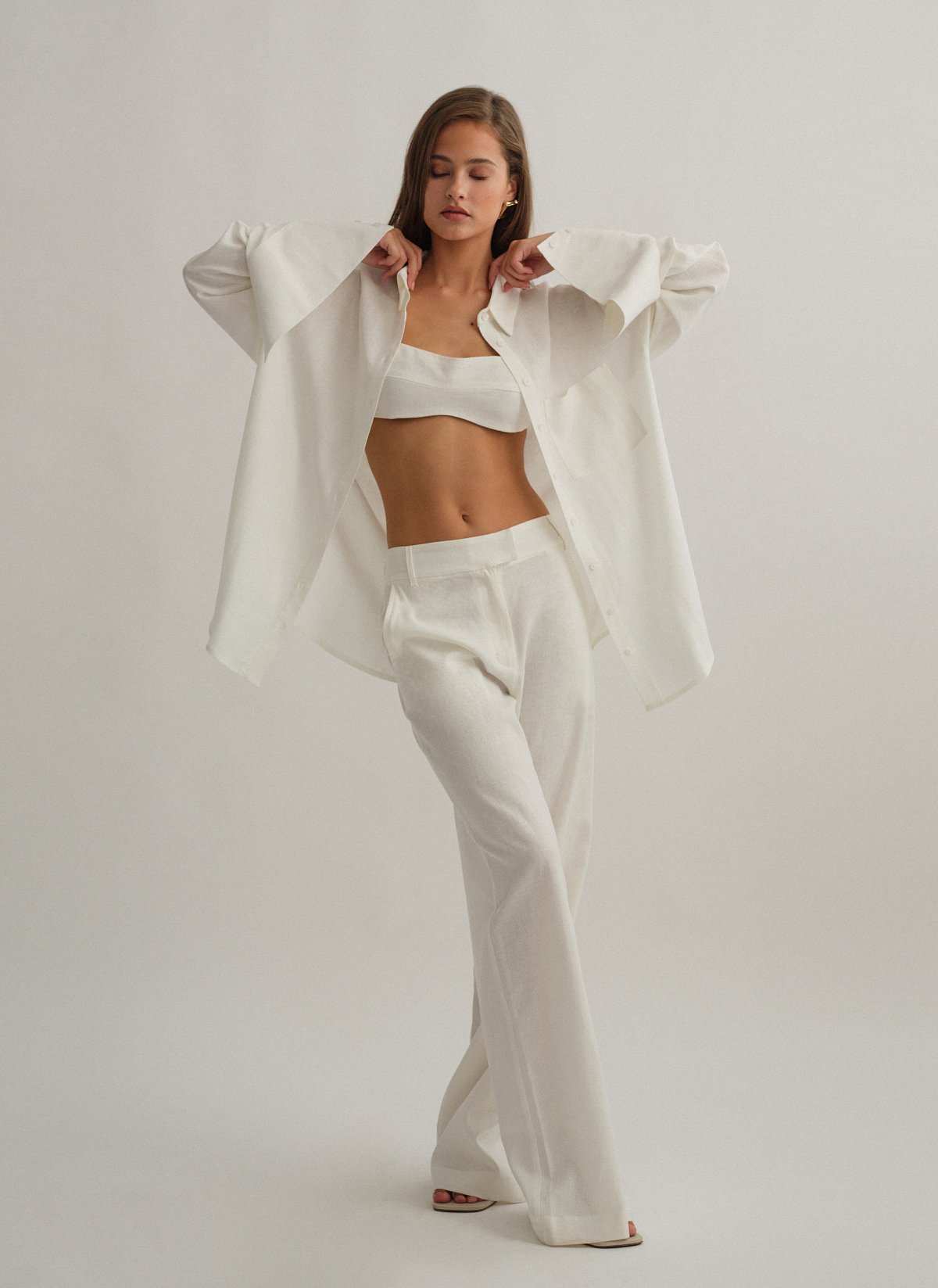 Γυναικείο λινό ίσιο παντελόνι