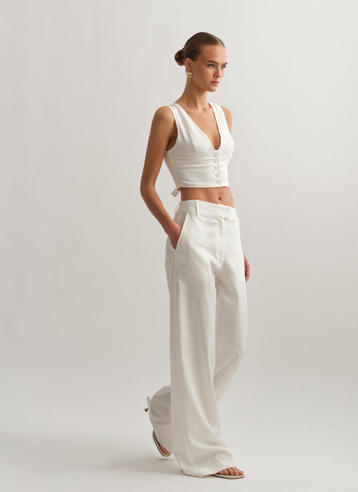 Γυναικείο λινό ίσιο παντελόνι