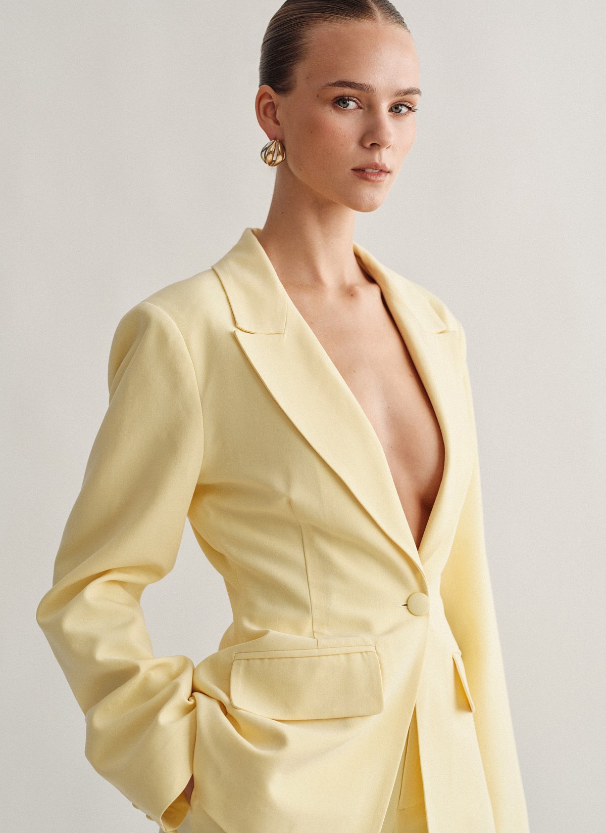 Γυναικείο υφασμάτινο μεσάτο μπλέιζερ