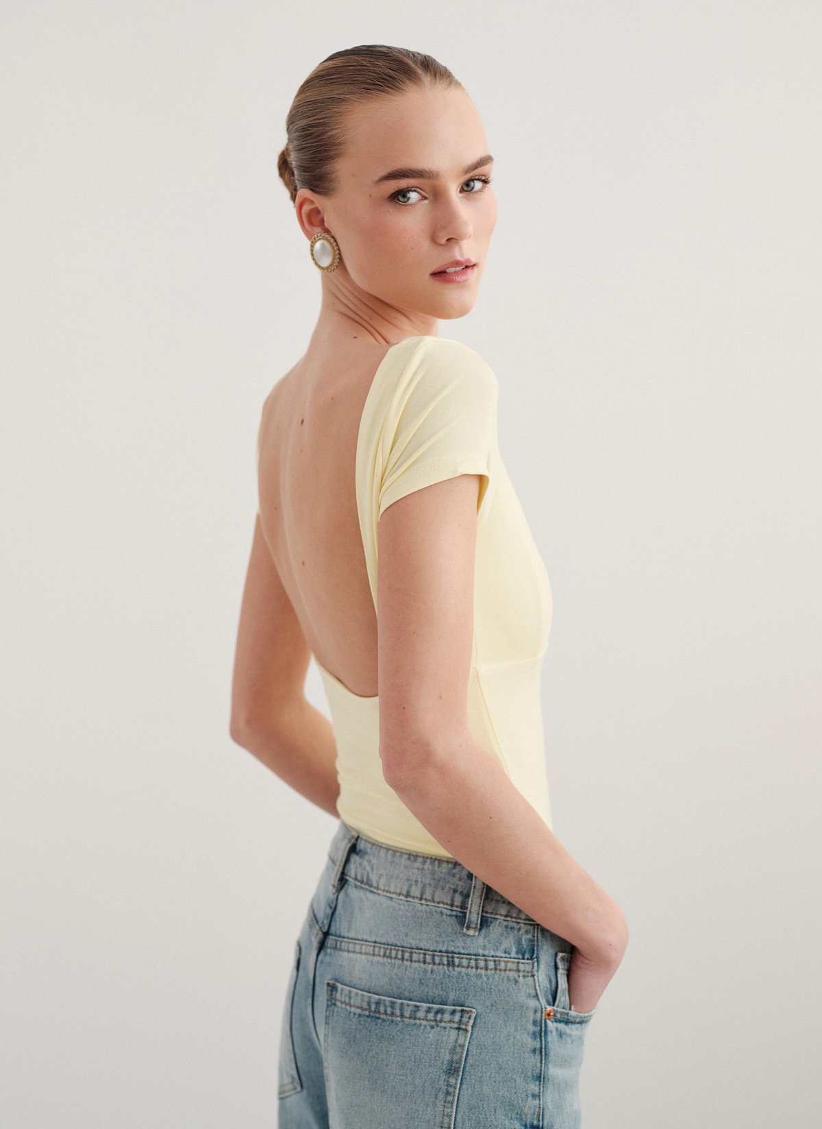 Γυναικείο κοντομάνικο κορμάκι bamboo