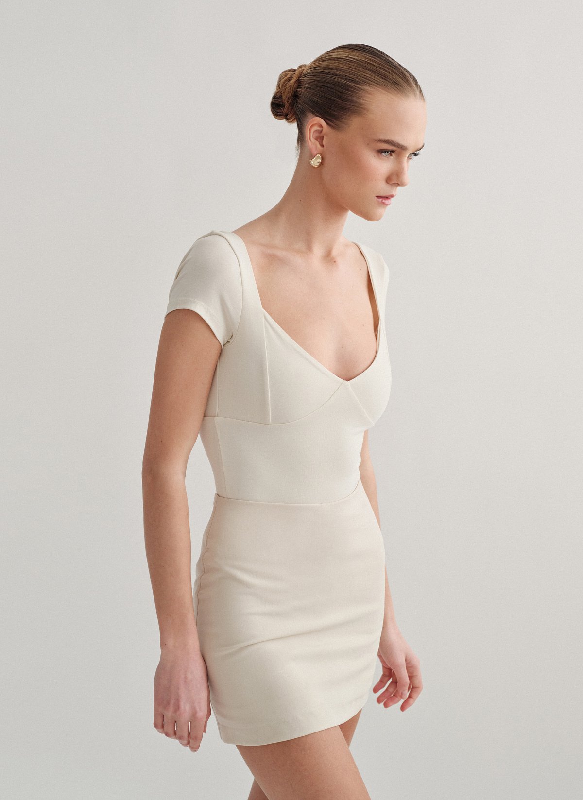 Γυναικείο κοντομάνικο κορμάκι bamboo