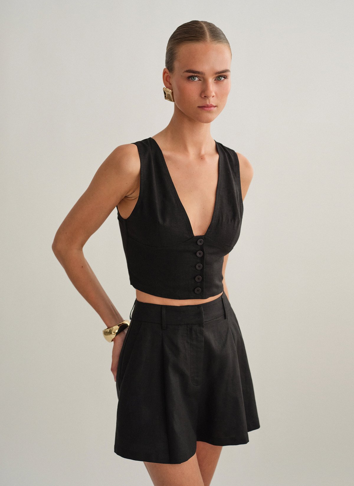 Linen darted shorts-36