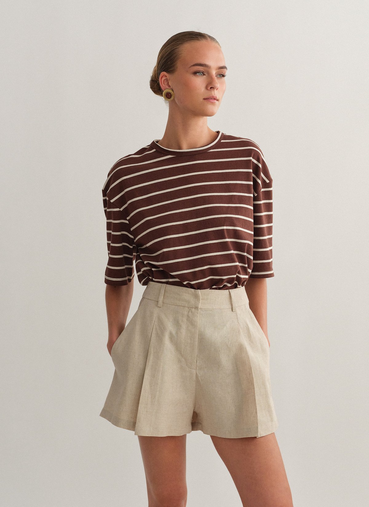 Linen darted shorts-2