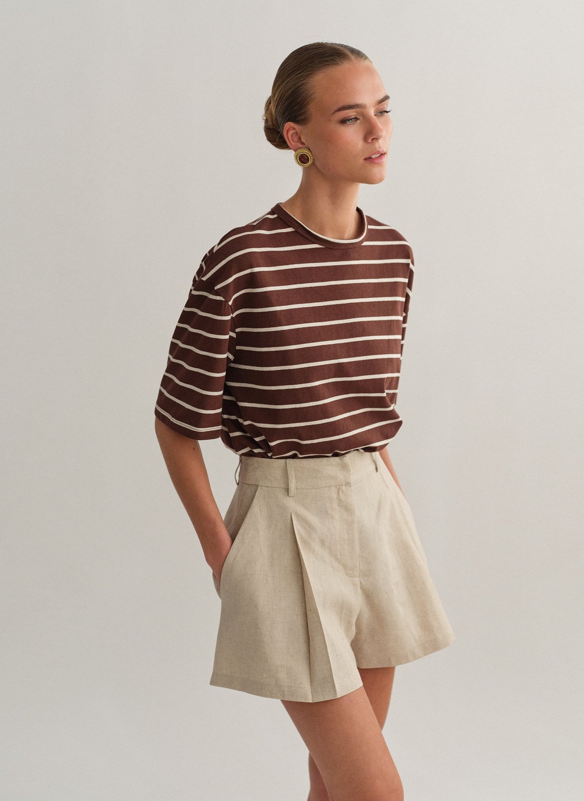Linen darted shorts-3