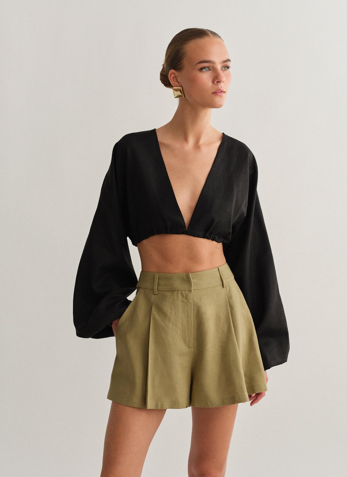 Linen darted shorts-4