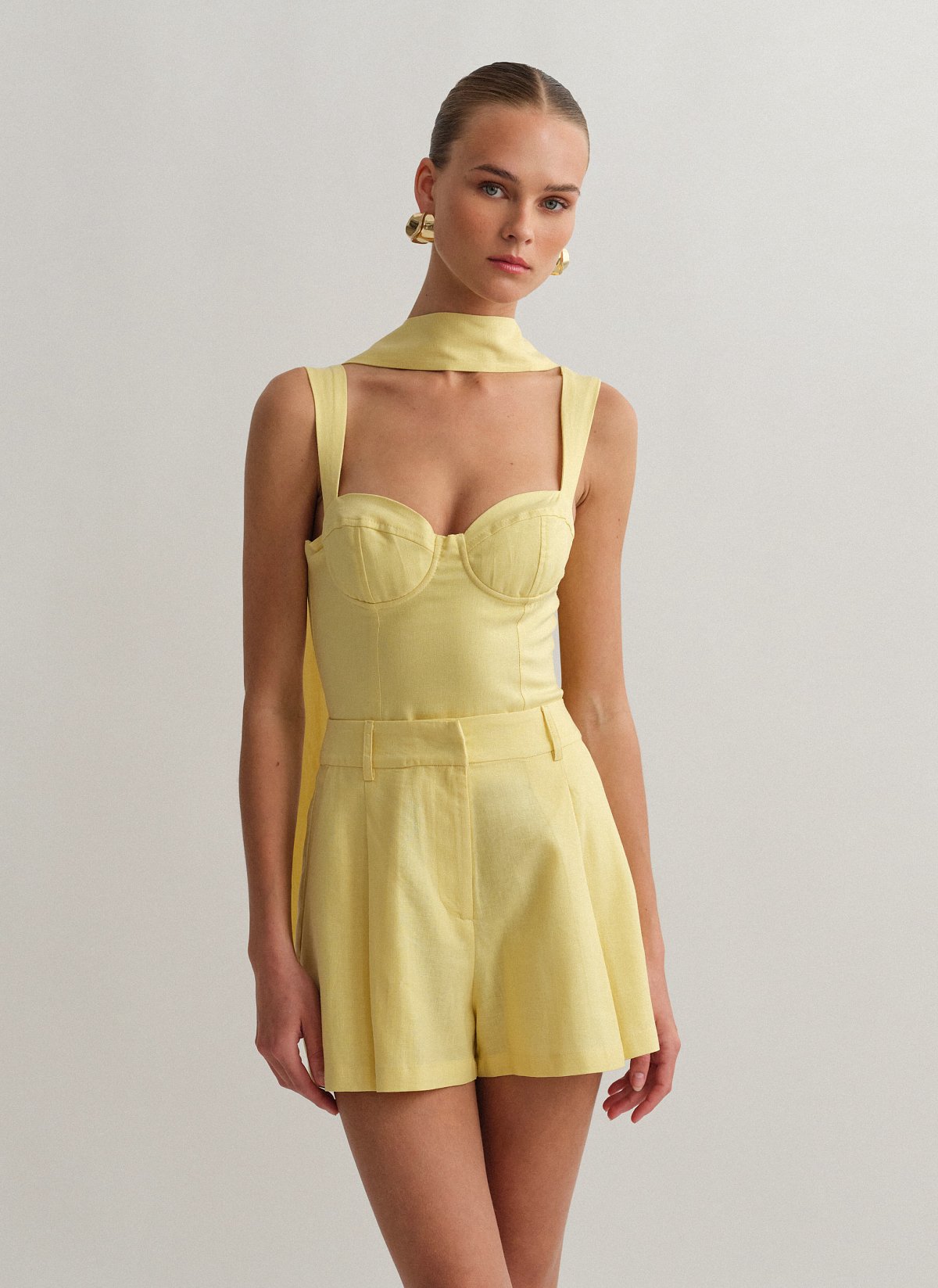 Linen darted shorts-28