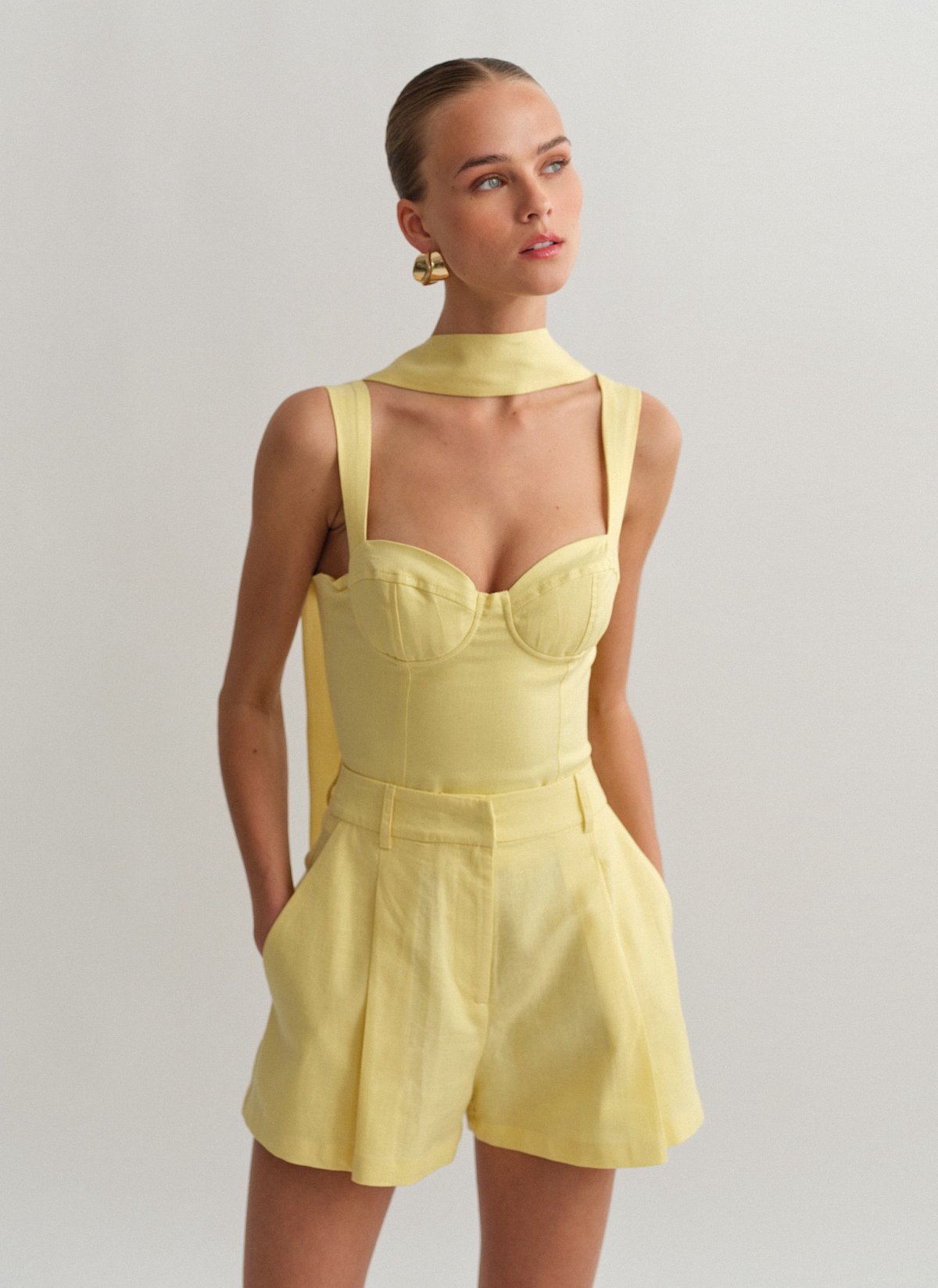 Linen darted shorts-29