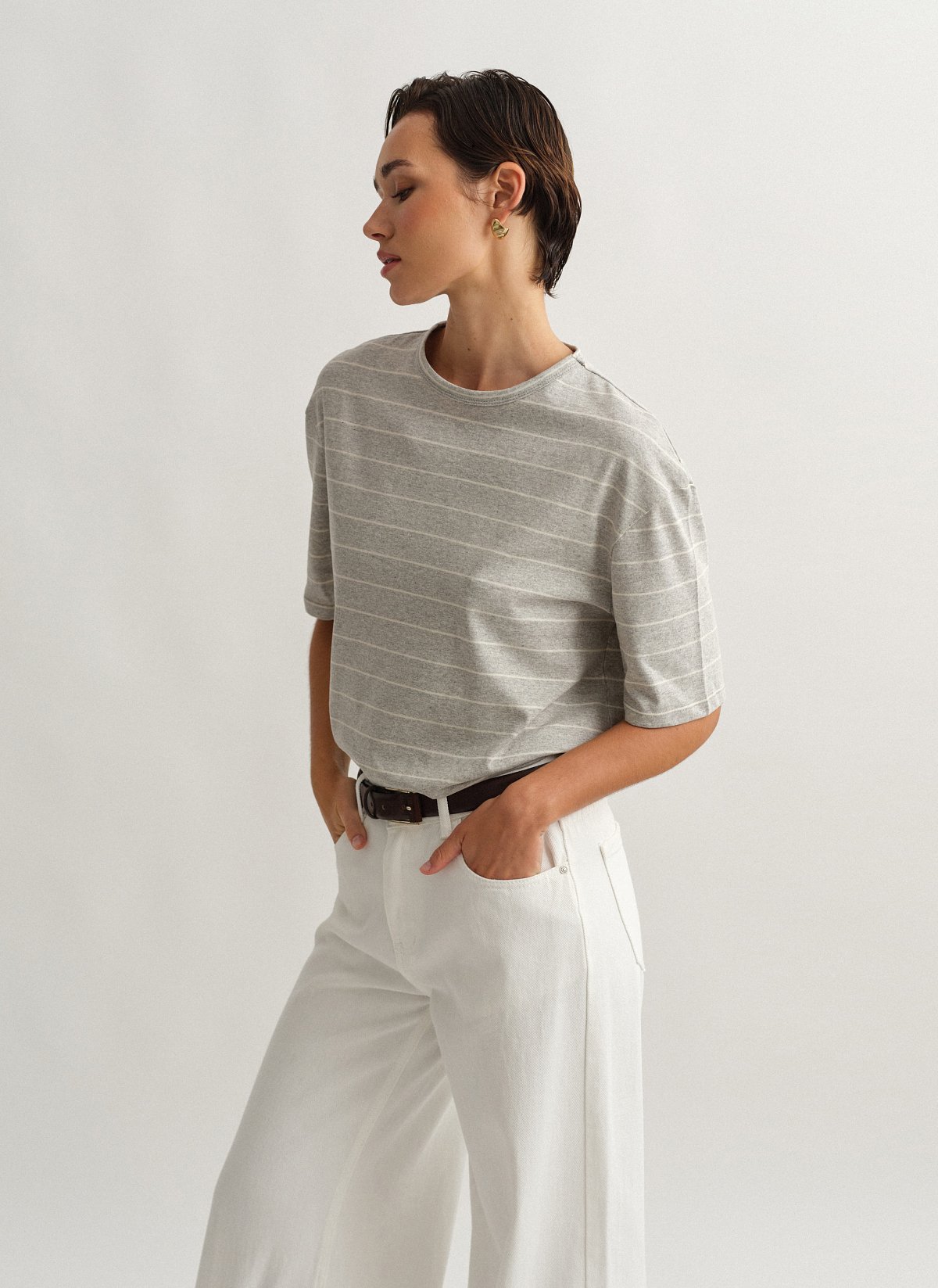 Γυναικεία βαμβακερή oversized κοντομάνικη ριγέ μπλούζα