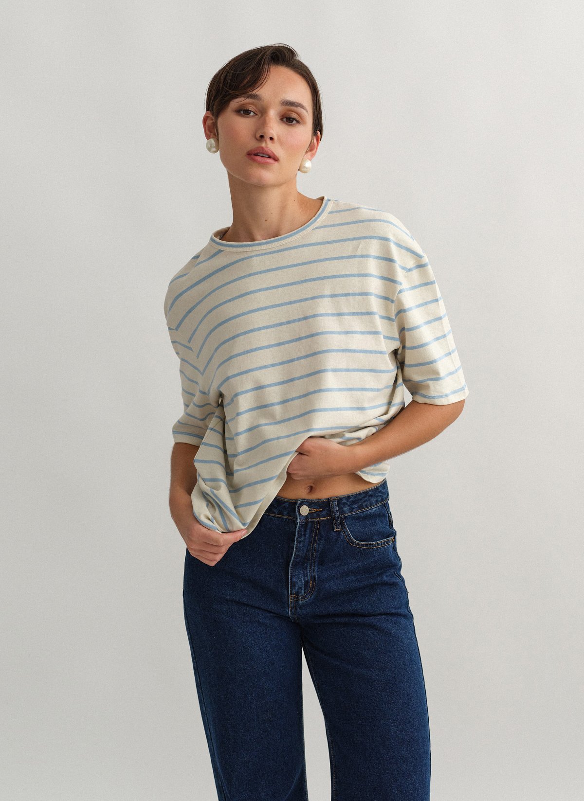 Γυναικεία βαμβακερή oversized κοντομάνικη ριγέ μπλούζα