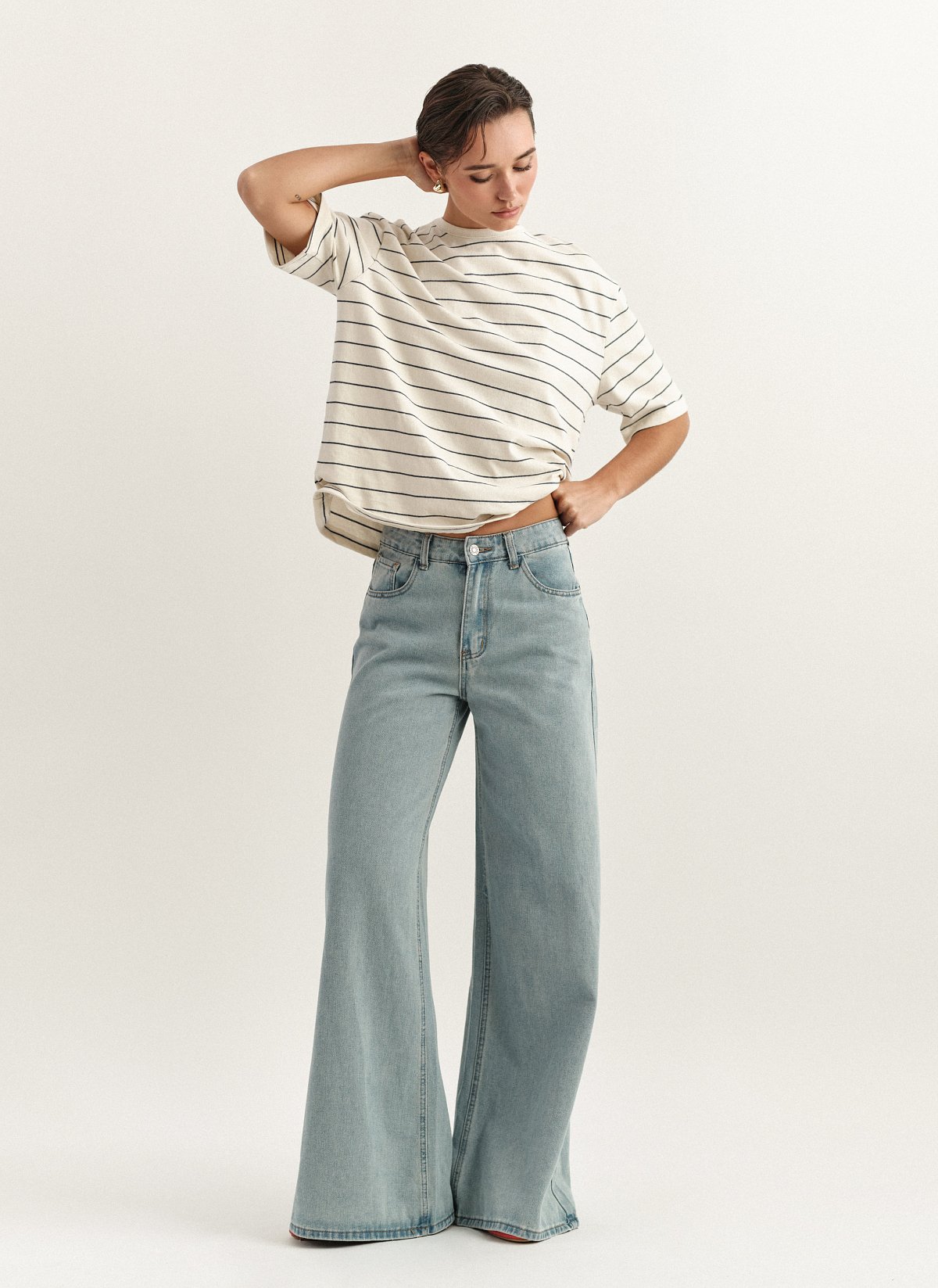 Γυναικεία βαμβακερή oversized κοντομάνικη ριγέ μπλούζα