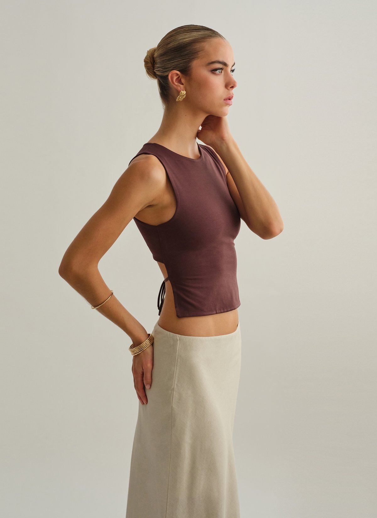 Γυναικεία αμάνικη μπλούζα bamboo με δέσιμο