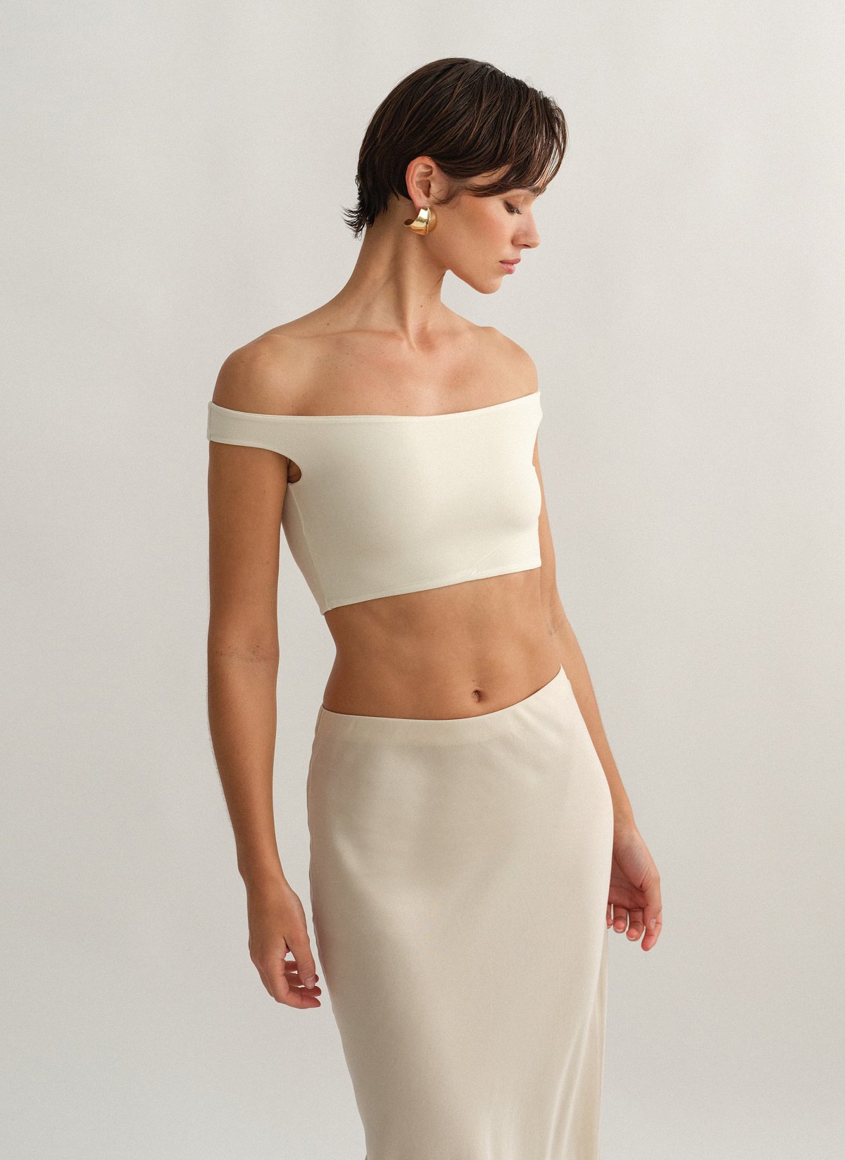 Γυναικείο off-shoulder crop τοπ bamboo