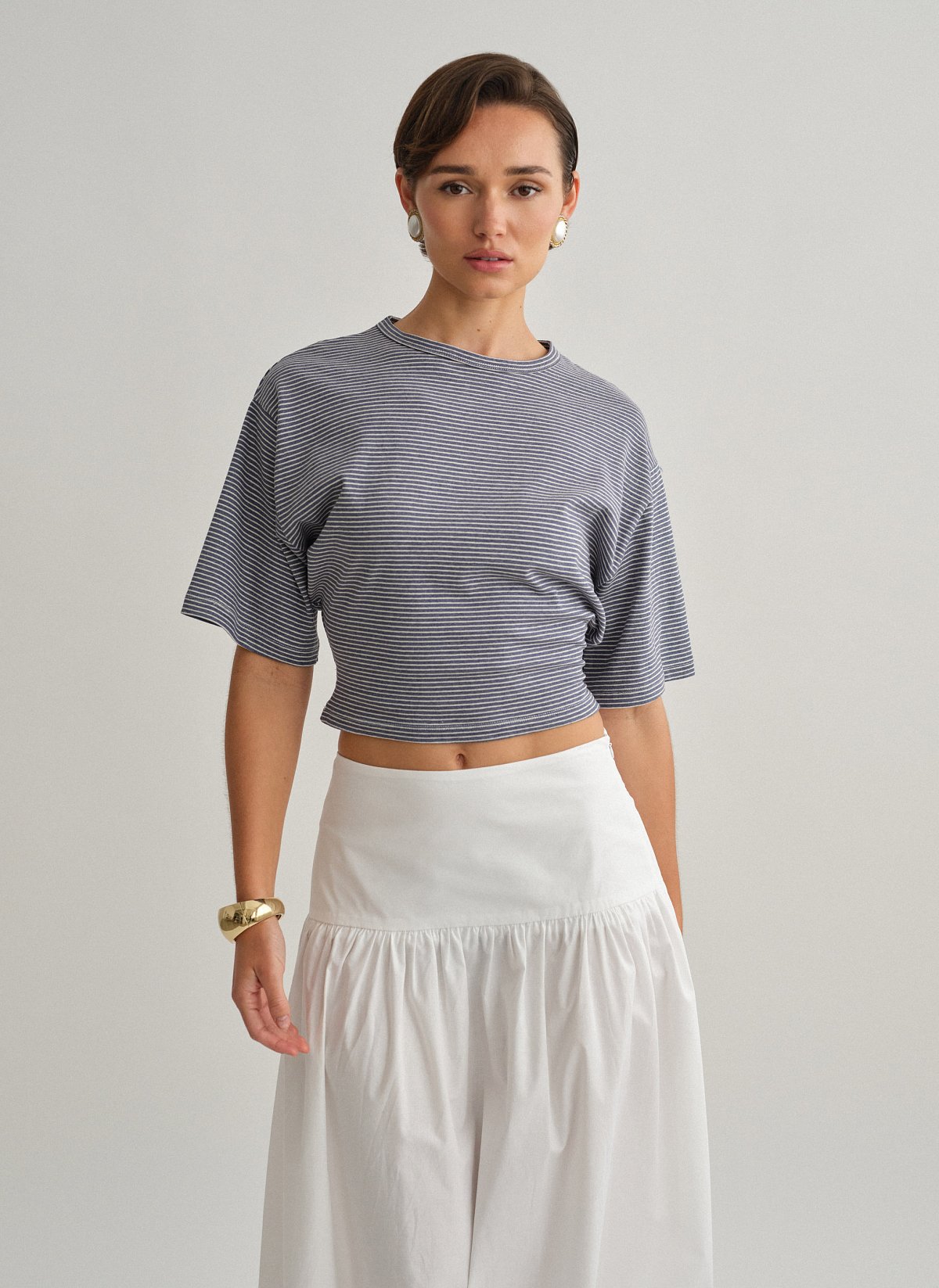 Γυναικεία βαμβακερή μεσάτη κοντομάνικη ριγέ μπλούζα