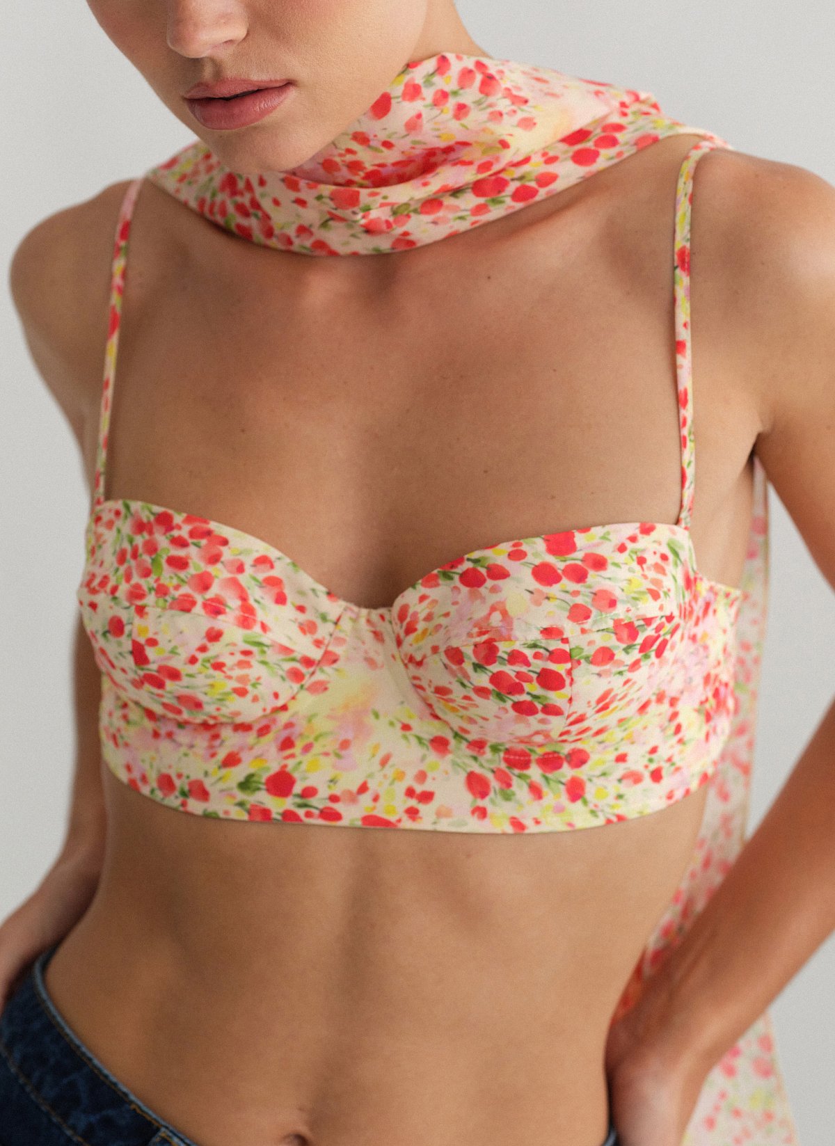 Γυναικείο εμπριμέ κορσέ crop τοπ