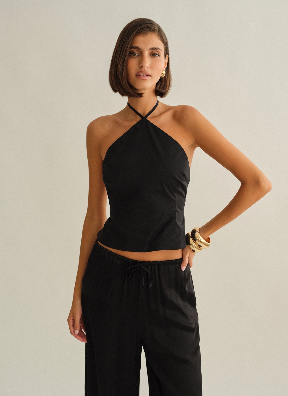 Γυναικείο halter τοπ ποπλίνα με χιαστί πλάτη