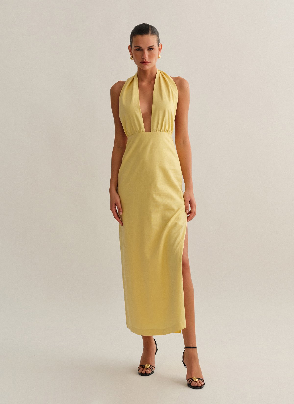 Γυναικείο λινό μακρύ φόρεμα με πολυμορφικό δέσιμο