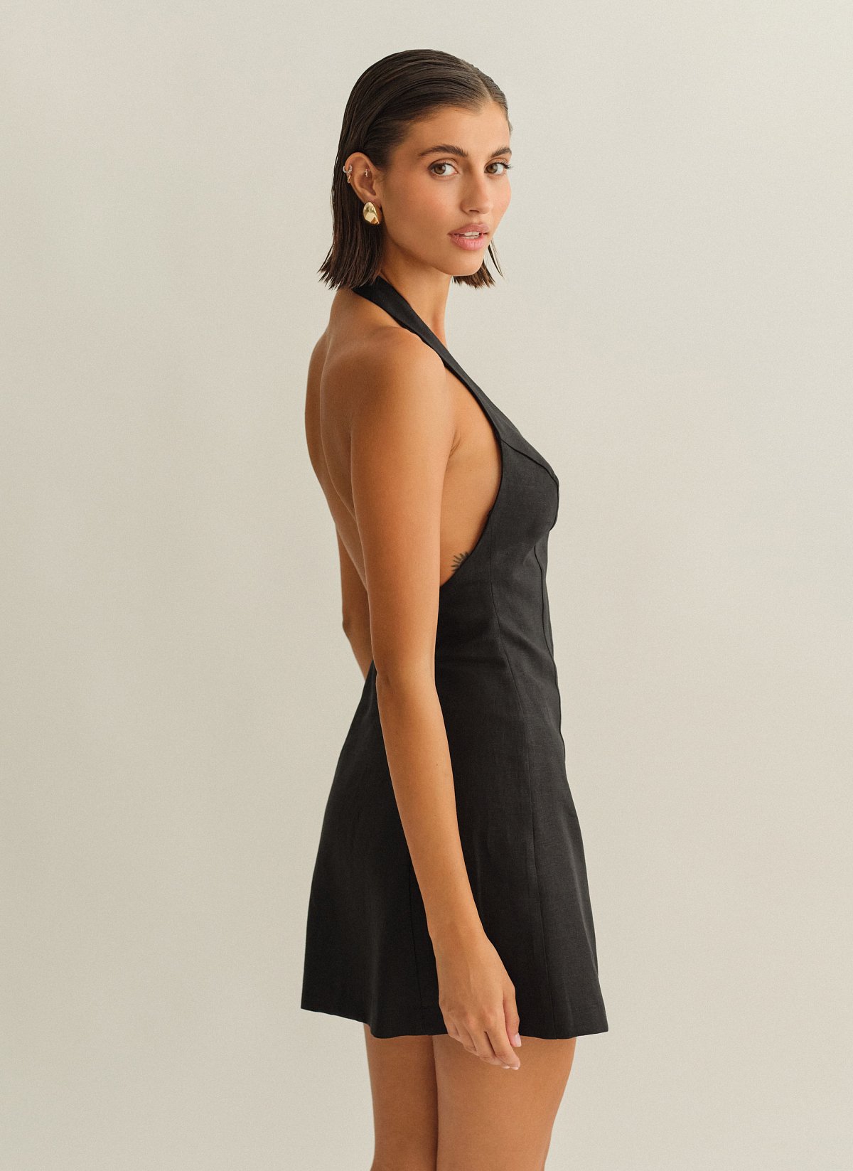 Γυναικείο λινό halter μίνι φόρεμα