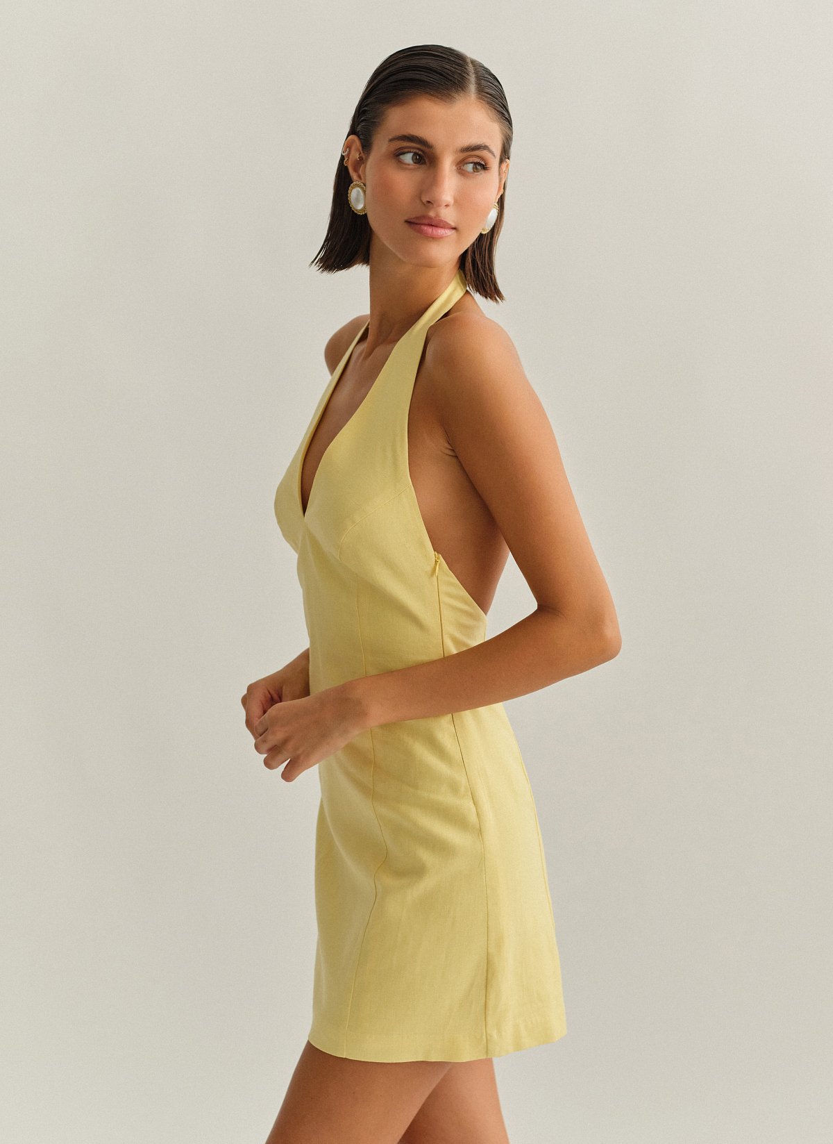 Γυναικείο λινό halter μίνι φόρεμα