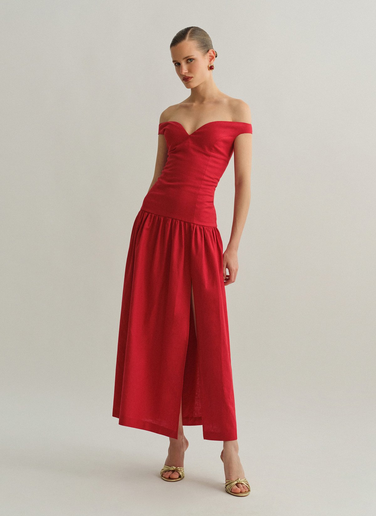 Γυναικείο off-shoulder λινό midi φόρεμα