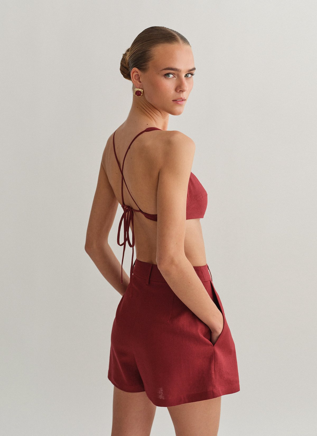 Γυναικείο λινό crop τοπ