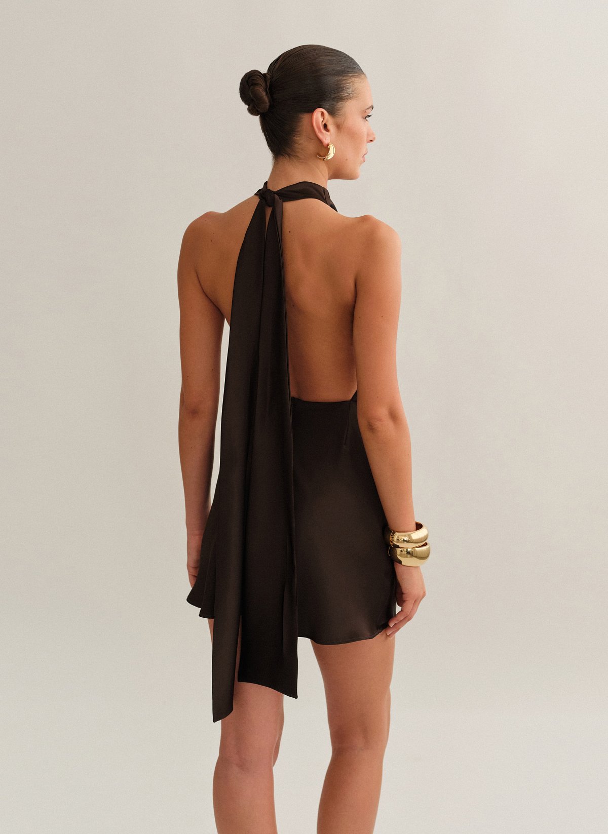 Γυναικείο σατέν halter ντραπέ μίνι φόρεμα