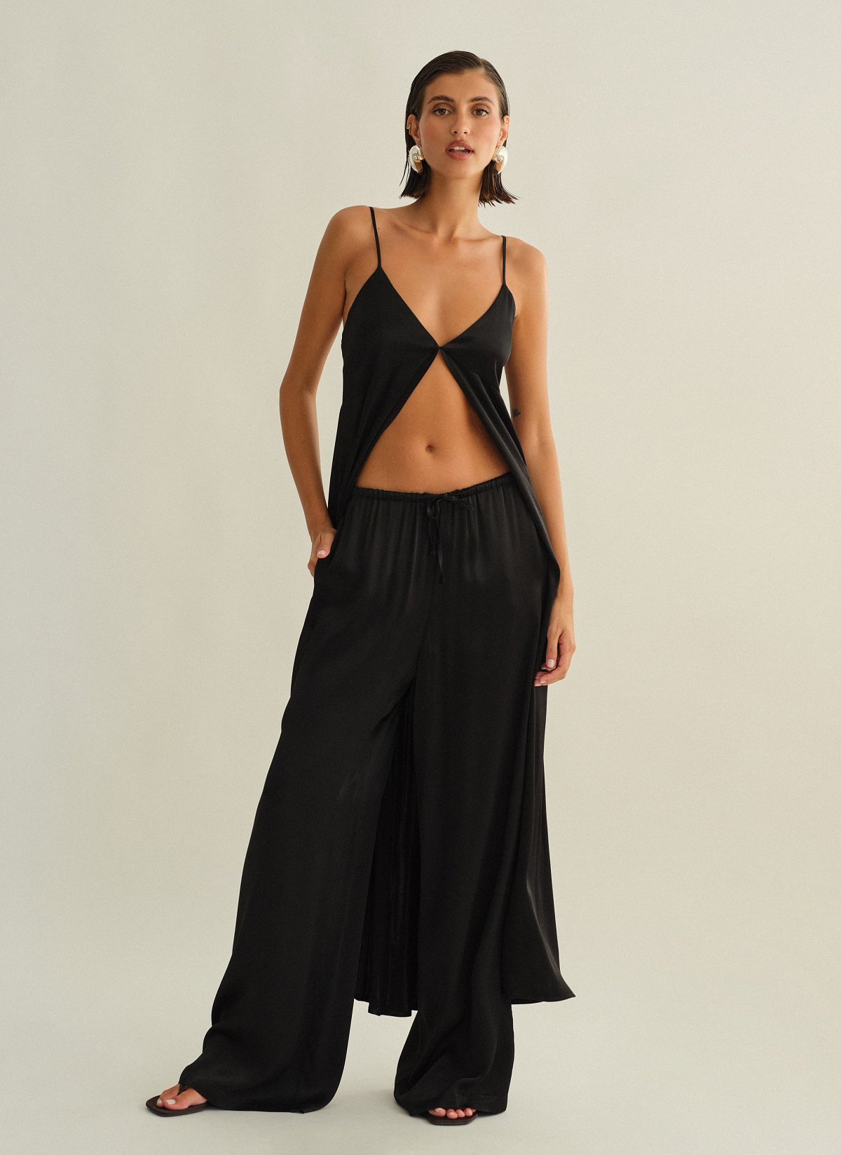 Γυναικείο σατέν παντελόνι με λάστιχο