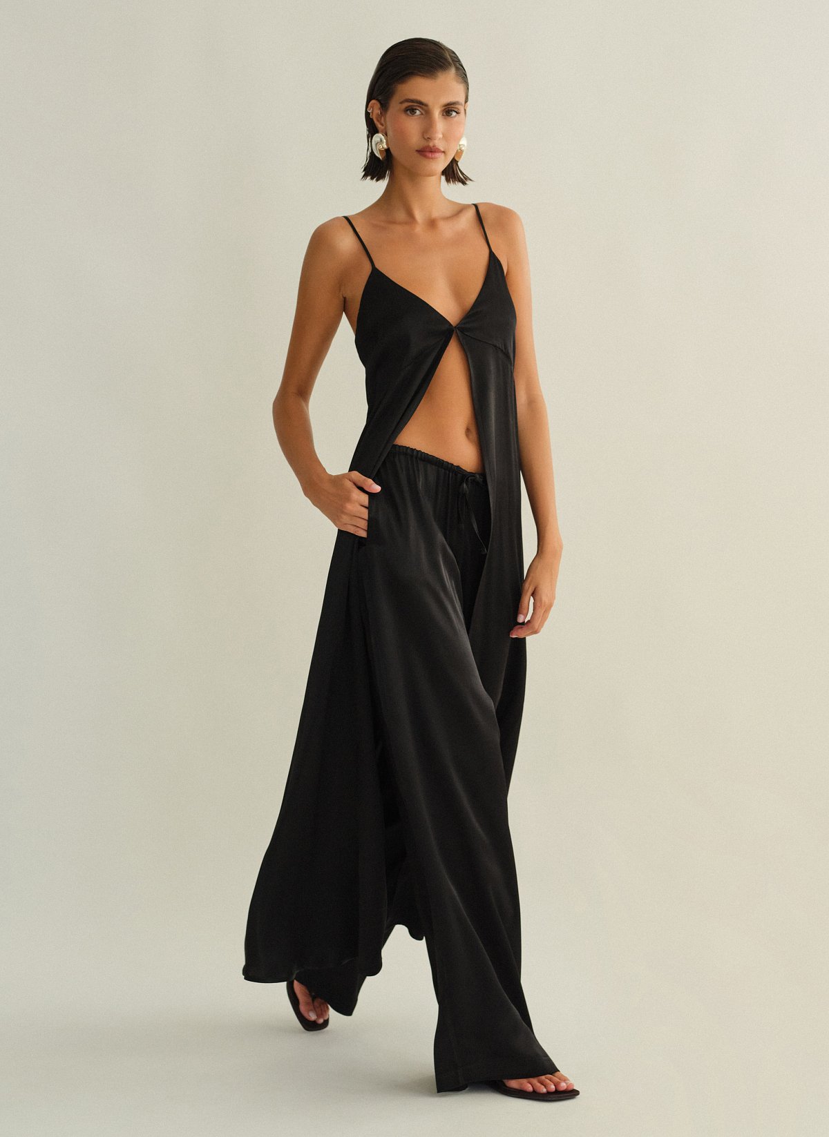 Γυναικείο σατέν παντελόνι με λάστιχο