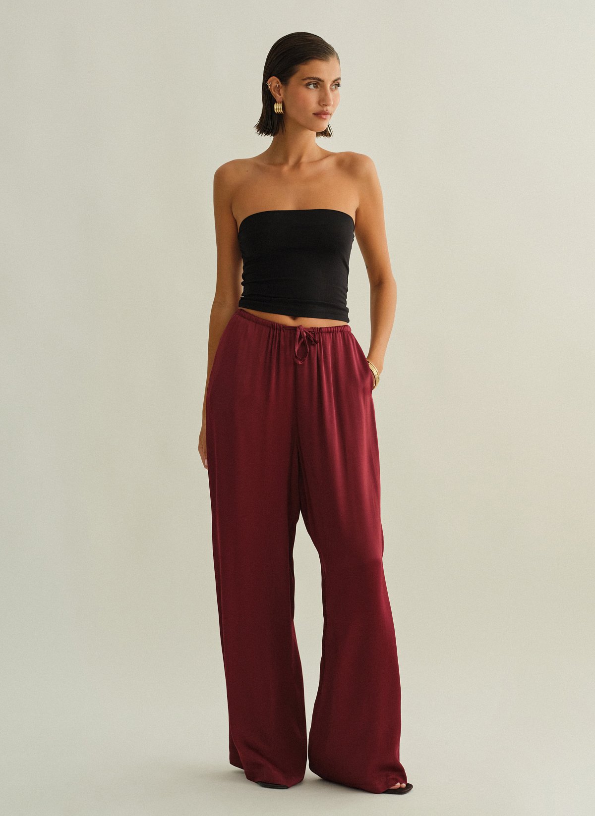 Γυναικείο σατέν παντελόνι με λάστιχο