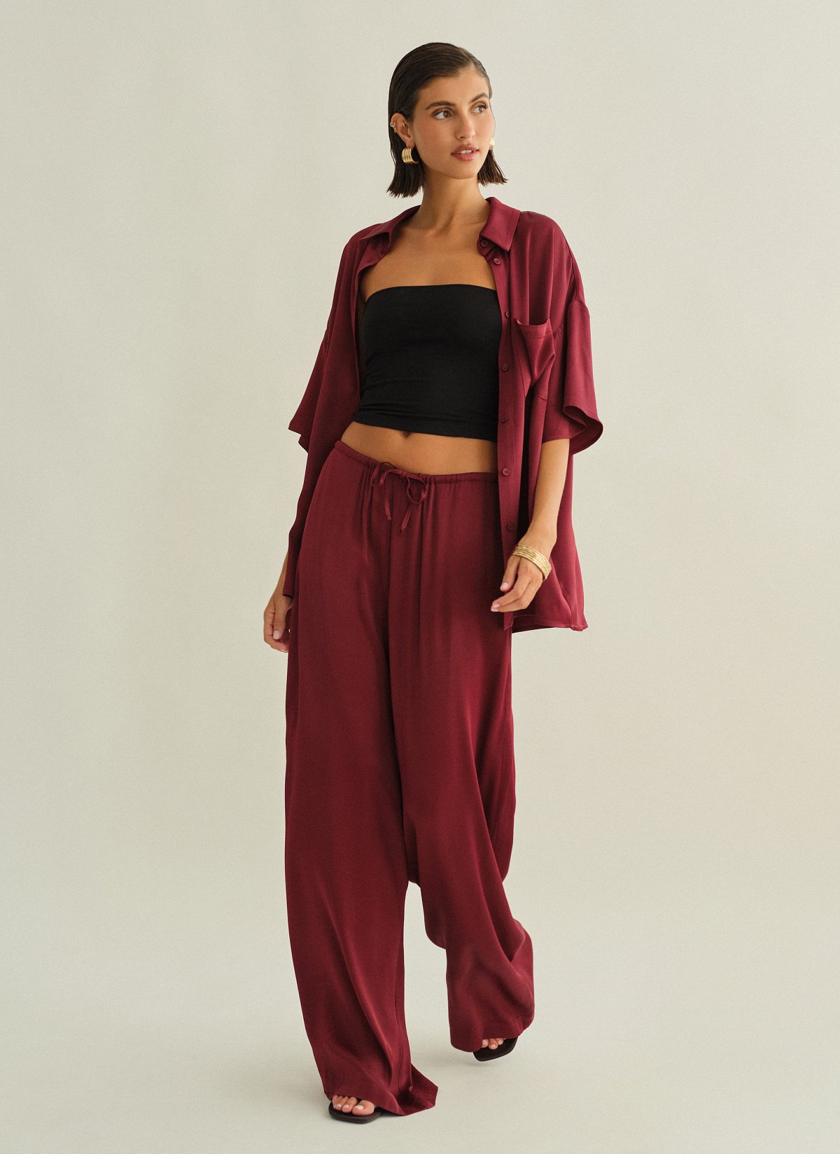 Γυναικείο σατέν παντελόνι με λάστιχο