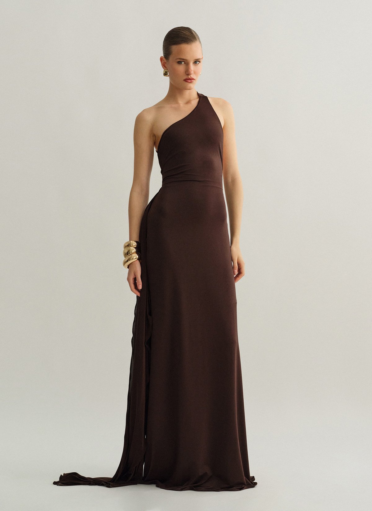 Γυναικείο one-shoulder μακρύ φόρεμα με ζώνη