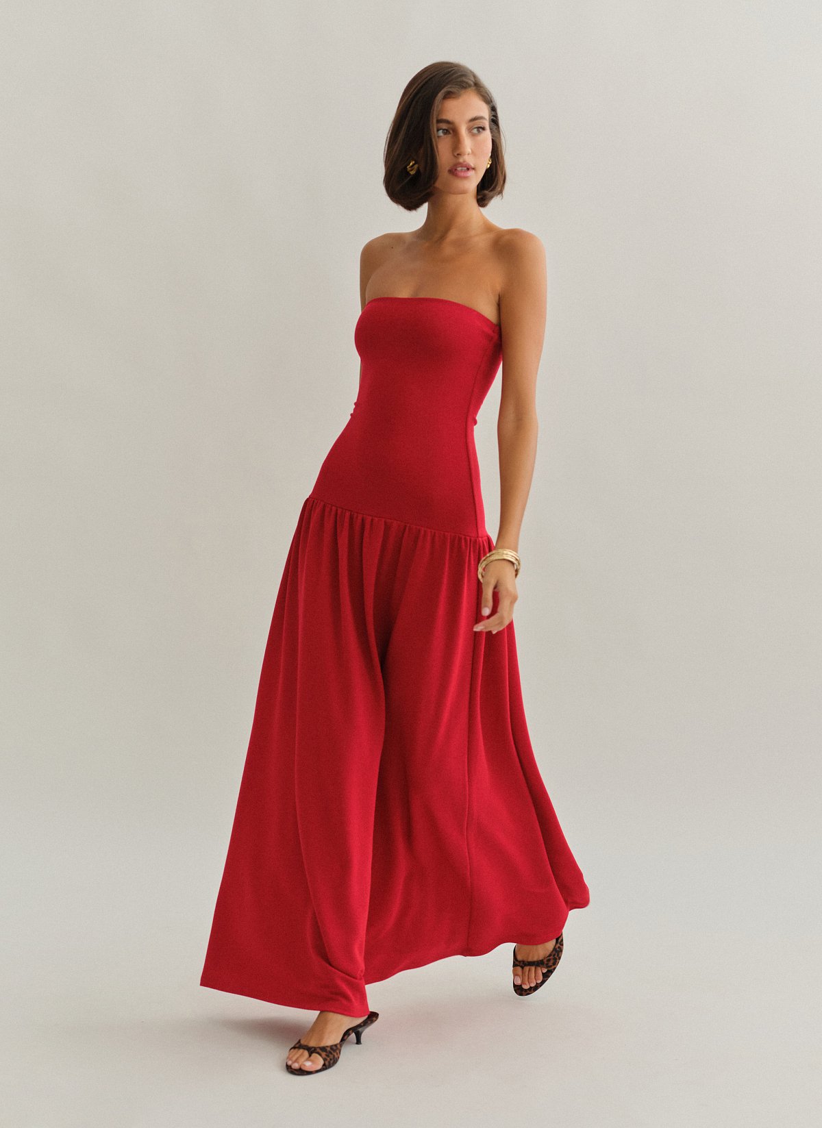 Γυναικείο μακρύ στράπλες φόρεμα με ελαφριά πλέξη