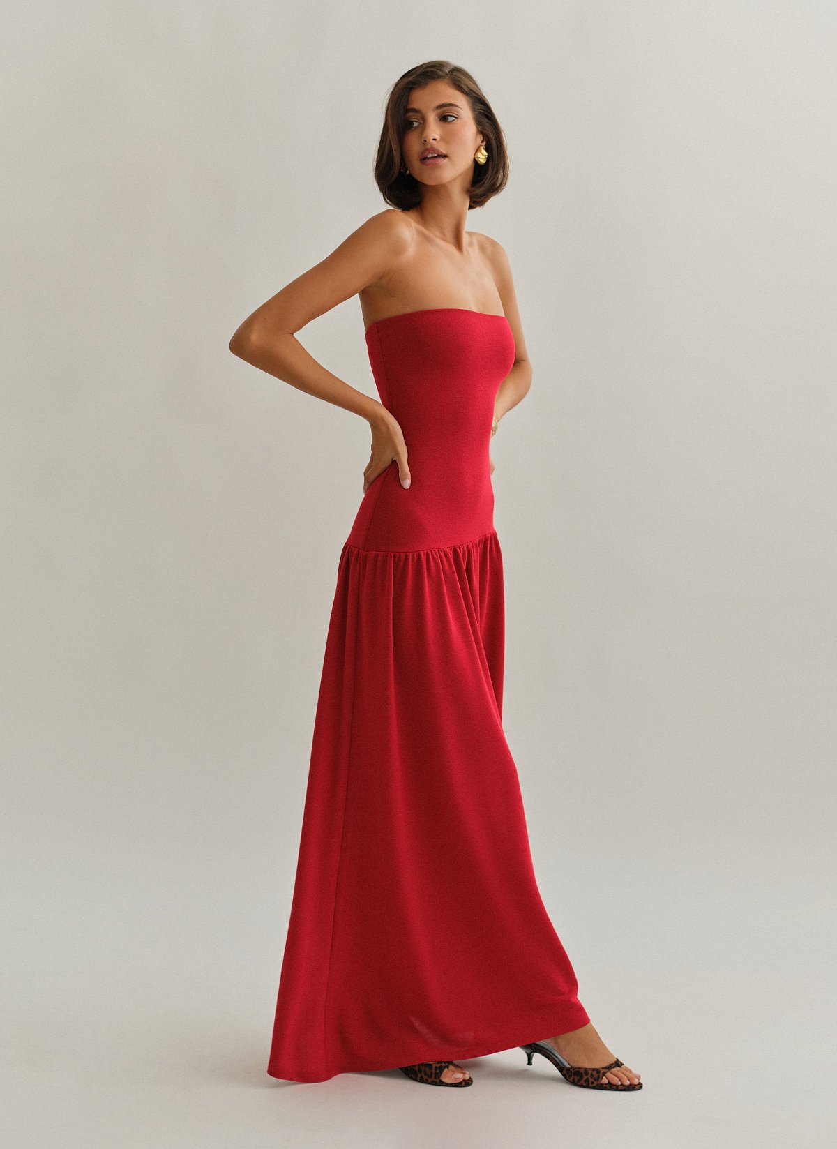 Γυναικείο μακρύ στράπλες φόρεμα με ελαφριά πλέξη