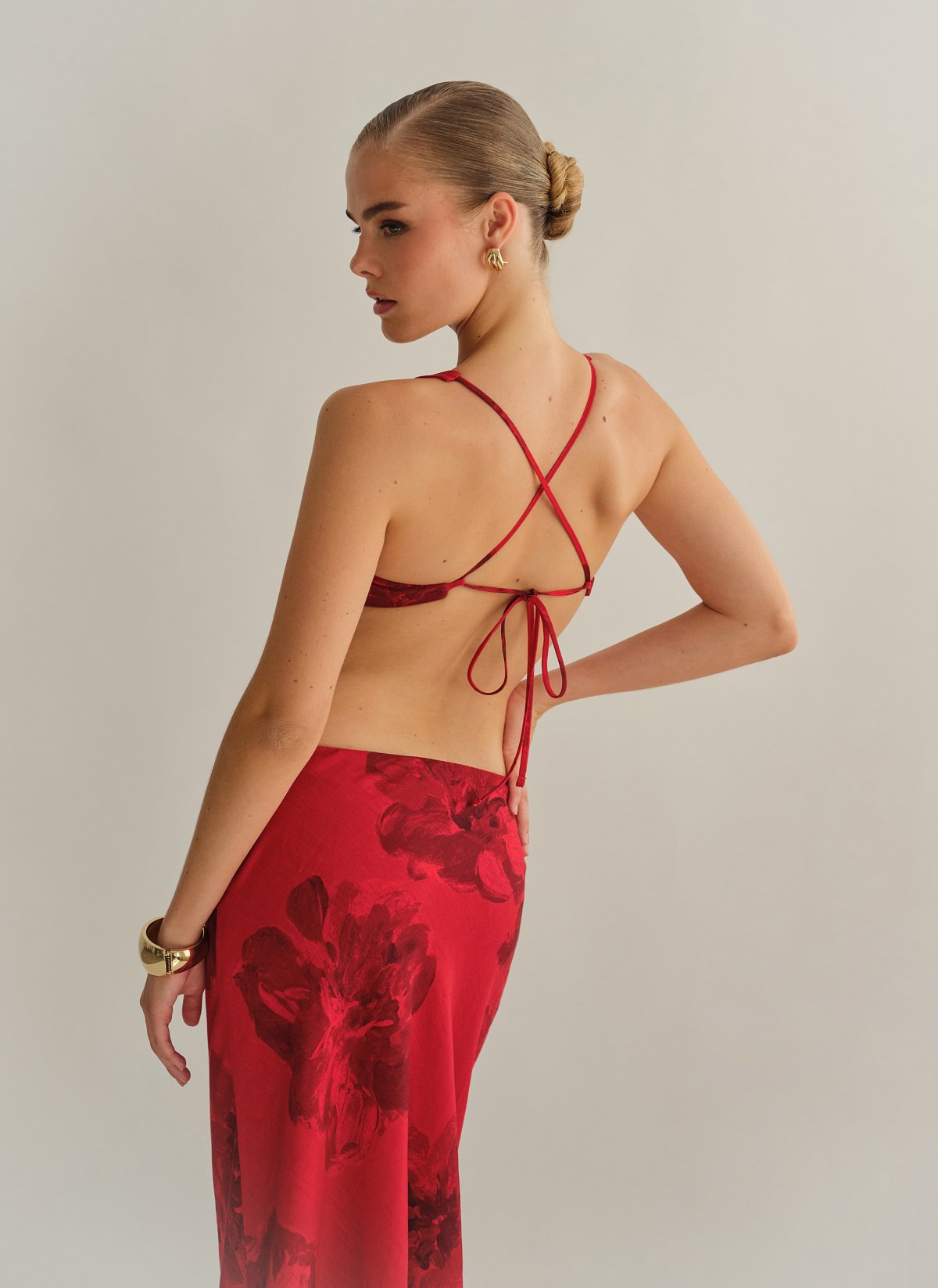 Γυναικείο εμπριμέ κόκκινο crop τοπ