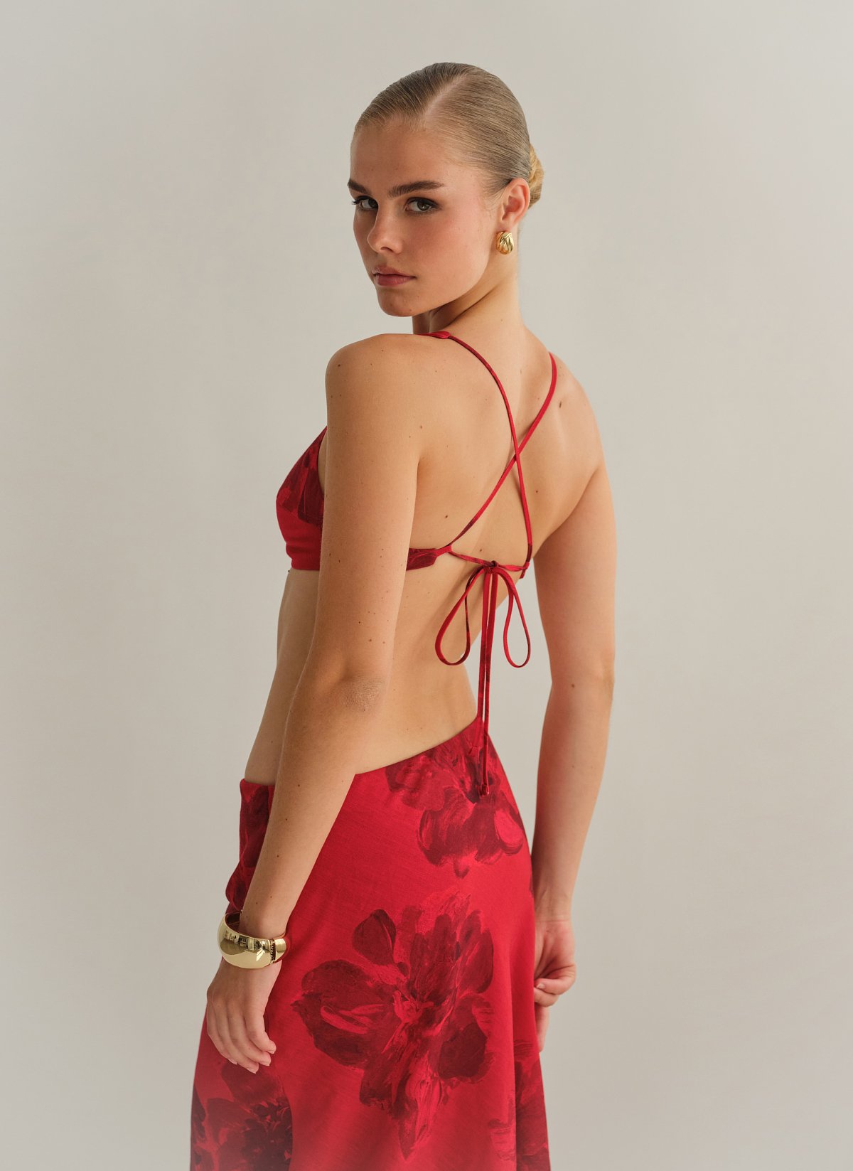 Γυναικείο εμπριμέ κόκκινο crop τοπ