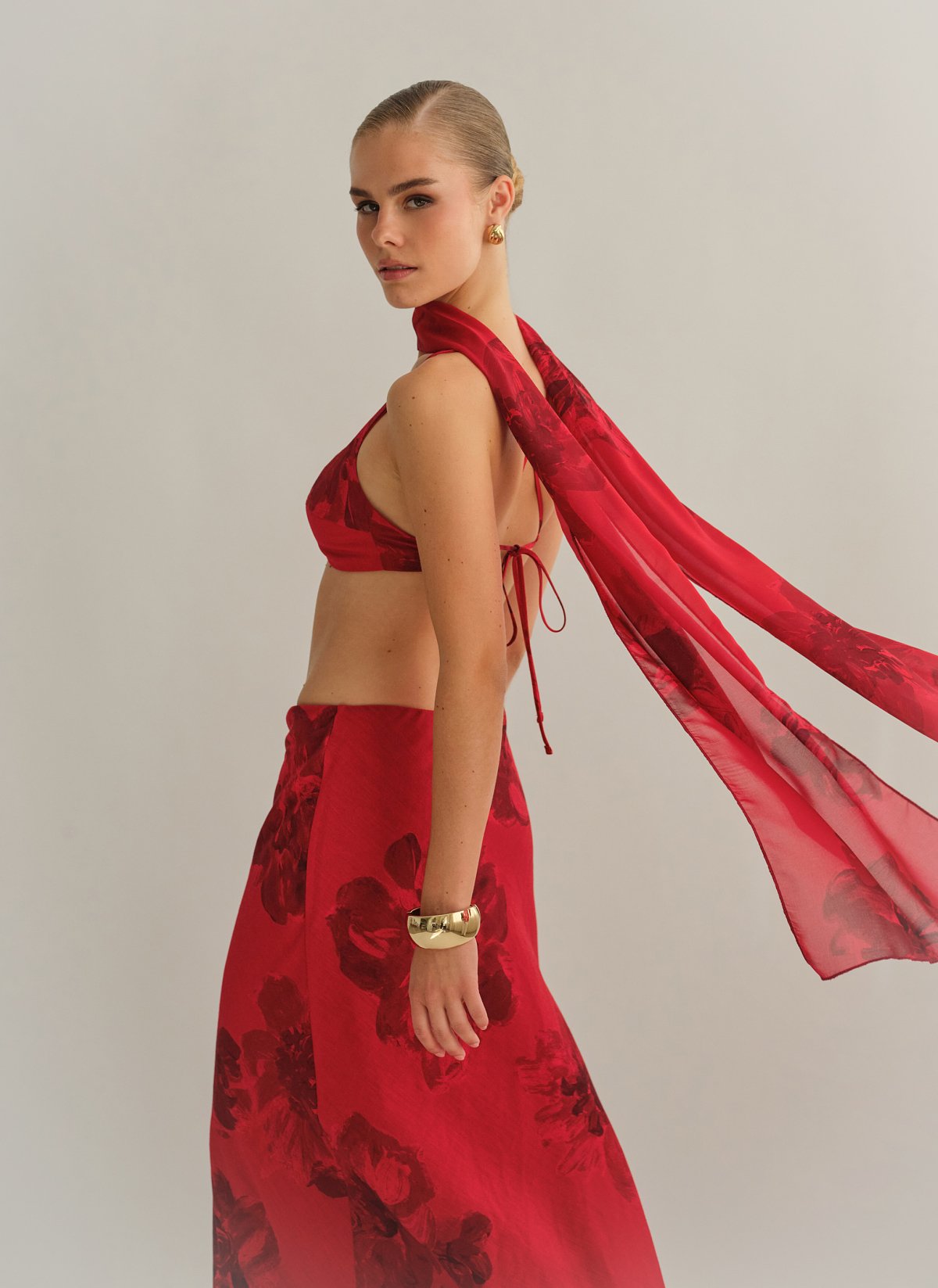 Γυναικείο εμπριμέ κόκκινο crop τοπ